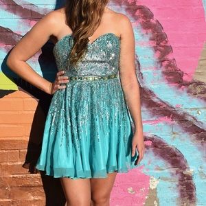 Sherri Hill Size 4 Turquoise Sequin Formal Dress